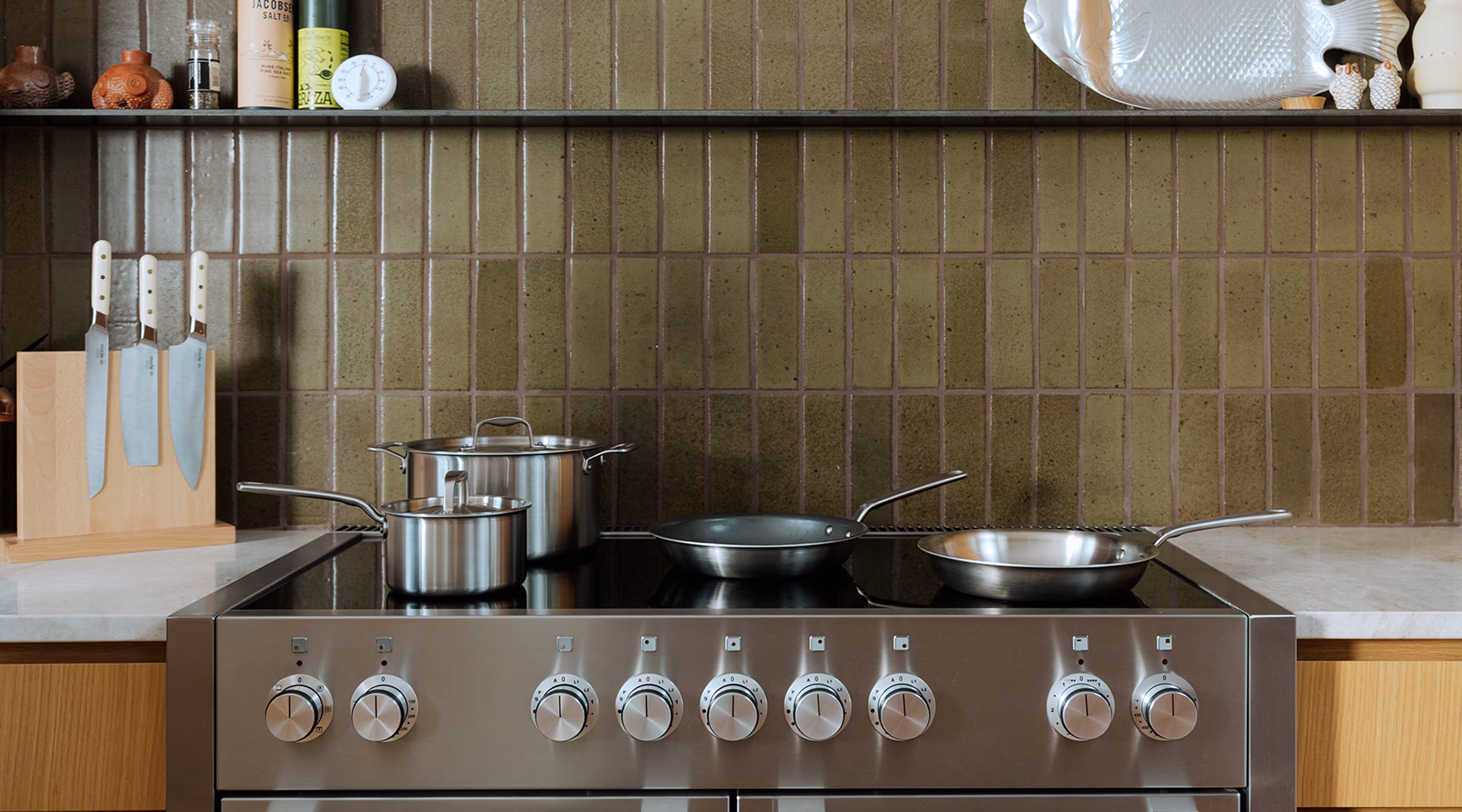 Modern Kitchen Stove